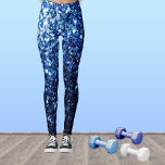 Leggings Oscuro Azul profundo brillante purpurina chispas<br><div class="desc">Guay,  divertido,  elegante y único por todas partes imprimirle la idea de regalo de las leggings brillantes. Hermoso purpurina brillante azul glamuroso. ¡Foto de chispas azules,  no purpurinas reales!</div>