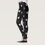 Leggings Patrón cardíaco barato escandinavo negro y blanco<br><div class="desc">Leyendas negras y blancas de corazón escandinavo</div>