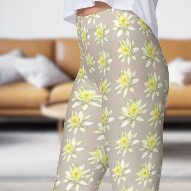 Leggings Patrón de floración de color blanco (Pale Bloom on Antique White)