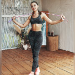Leggings Patrón de giro azul oscuro<br><div class="desc">Disfrute de estas leggings prácticas de color azul oscuro con patrones de remolinos para correr,  yoga,  entrenamiento de fitness o cualquier otra actividad de ocio. Vivo en mis piernas. Son los fondos más cómodos de usar.</div>