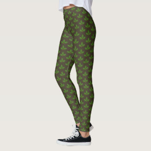 Leggings Patrón de hoja de laurel verde moderno sobre marró