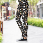 Leggings Patrón de perro de Cairn Terrier que cuida a los t<br><div class="desc">Este divertido diseño es perfecto para los amantes de Cairn Terrier en todas partes,  con cairnas de trigo,  blanco y gris en un patrón repetido sobre un fondo negro</div>