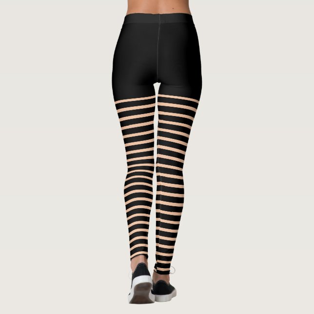 Leggings Patrón de rayas negras con aspecto de corte (Reverso)