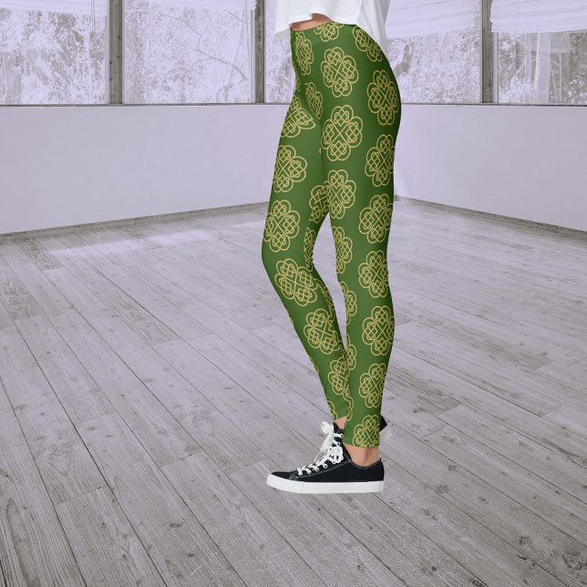 Leggings Patrón dorado de trébol celta (Subido por el creador)
