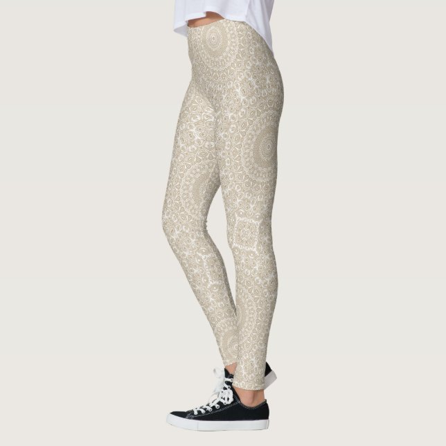 Leggings Patrón Geométrico Mandala Caqui (Izquierda)
