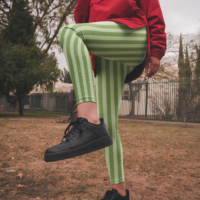 Leggings Patrón rayado simple verde (Simple green striped pattern leggings)