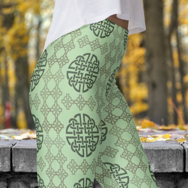 Leggings Patrón tribal circular verde y negro elegante (Stylish Green and Black Circular Tribal Pattern Leggings)