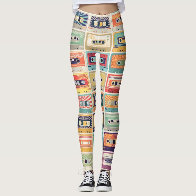 Leggings Patrón vintage de cintas de cassette retro. (Anverso)