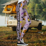 Leggings Personalizado Mensajes de texto Halloween Hermoso<br><div class="desc">Prepárense para una "hermosa" Halloween con nuestro Personalizado Text Halloween Camp Night design! Este cautivador patrón abstracto es el complemento perfecto para sus espeluznantes celebraciones. Personalízalo con tu propio texto para un toque único y dejar que la magia de Halloween cobre vida. Ya sea que esté planeando una reunión de...</div>