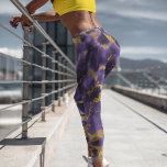 Leggings Piedra violeta de Relieve metalizado metálico de o<br><div class="desc">Este diseño fue creado a través del arte digital. Se puede personalizar haciendo clic en el botón personalizar y cambiando el color, agregando un nombre, iniciales o tus palabras favoritas. Contáctame en colorflowcreations@gmail.com si quieres tener este diseño en otro producto. Compra mi pintura de acrílico abstracta original a la venta...</div>