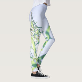 Leggings Planta verde cielo azul deja flores moradas