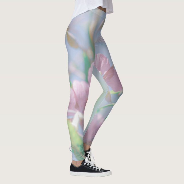 Leggings Planta verde cielo azul deja flores moradas (Derecha)