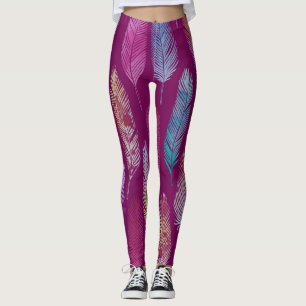 Leggings Plumas coloridas: patrón de fondo morado.