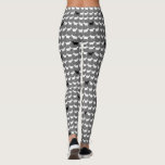 Leggings Polainas modeladas ovejas<br><div class="desc">La repetición caprichosa gráfica de las ovejas blancas y negras modeló las polainas. El color de fondo se puede cambiar a su propia opción de encargo si procede actualmente gris oscuro. El arte gráfico y el modelo originales del © diseñan por Sarah Trett. www.sarahtrett.com para www.mylittleeden.com en zazzle.</div>