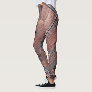 Leggings Polainas rojas viejas rústicas del apartadero del