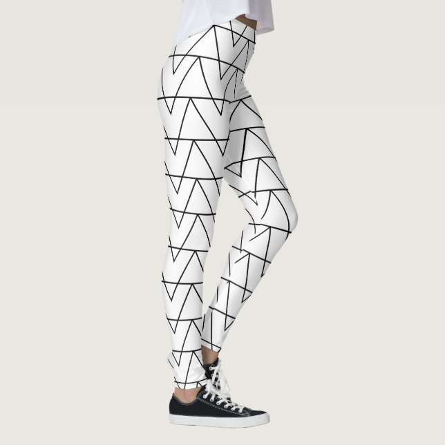 Leggings Rayas de Chevron en Blanco y Negro (Derecha)
