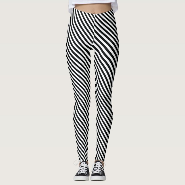 Leggings Rayas Negras y Blancas Cruzadas (Anverso)