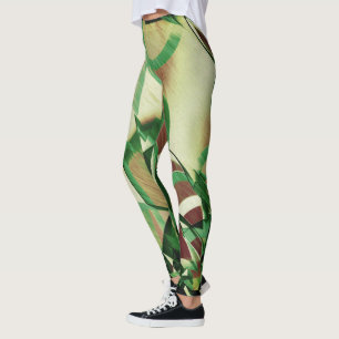 Leggings Razas verdes sobre la imagen marrón, con llovizna