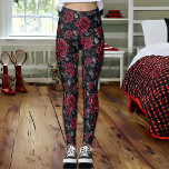 Leggings Rosas de Borgoña con fondo negro<br><div class="desc">rosas de bonito burdeos y follaje con un fondo negro sin fisuras en las leggings de patrón floral.</div>