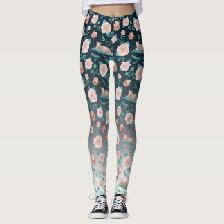 Leggings Rosas y gatos en un contexto metálico
