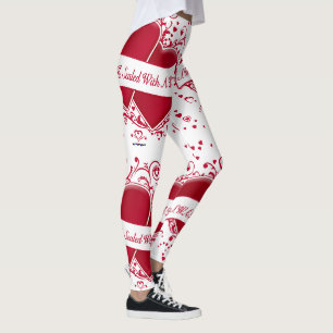 Leggings S.W.A.K. Sellado Con Un Beso De Corazón Rojo