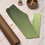 Leggings Tendencia de otoño Color primavera verde Leyendas<br><div class="desc">Las elegantes leggings oscuras de la primavera verde verde de otoño e invierno de nuestra colección de colores de tendencia 2023/24 ofrecen un encanto eterno. Estas Leggings de color verde ocre tienen un gradiente, que se desvanece de la oscuridad en la parte superior a un color más claro y luminoso...</div>