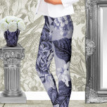 Leggings Toalla de Floral Botánica Morada Azul Mulberry No.<br><div class="desc">Un patrón de floral de gran tamaño morado y blanco que se ha digitalizado y con tonalidades de color para crear lo que se ve.</div>