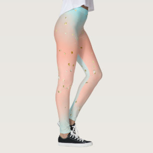 Leggings todo-sobre-impresión en tonos pastel y su