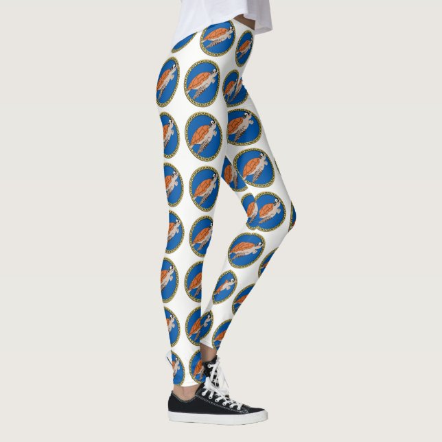 Leggings Tortuga marina naranja nadando con marco dorado (Derecha)