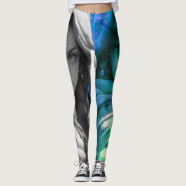 Leggings Una joven hace un gesto de aprobación con el pulga