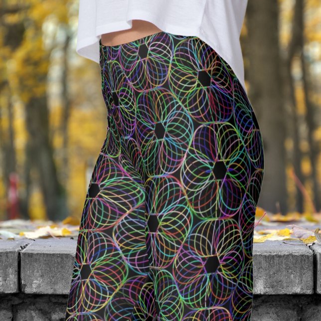 Leggings Vibrante patrón de caos cíclico gris (Black Cyclic Chaos)