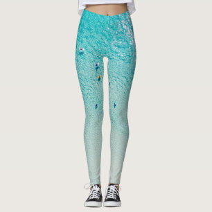 Leggings Vista aérea de los surfistas, océano despejado.