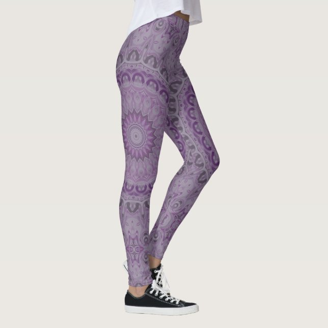 Leggings Watercolor Dream Mandala en tonos morados (Derecha)