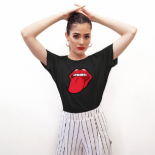 LENGUA SASSY LIPS PASEANDO EN CAMISETAS