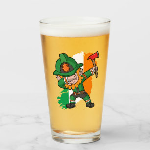 Lenguado del bombero del Leprechaun del día del S