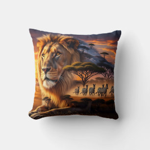 León Africano & Almohada de jirafa al atardecer de