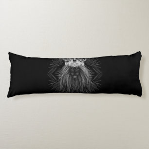 León con almohada del cuerpo monograma de la coron