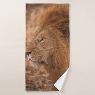 LEÓN DE LARGO MANDO