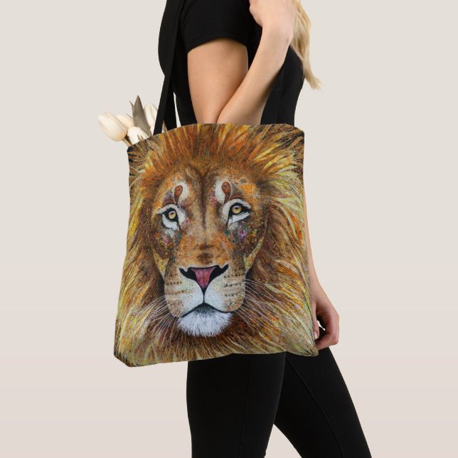 León textil de arte fino. Bolso de tela (Detalle)