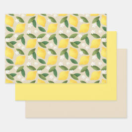 Leones amarillas, hojas verdes y flores blancas