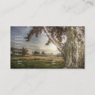 Leopard Doll en una tarjeta de visita de un árbol