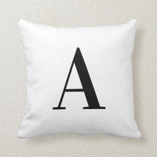 Letra "A " de la almohada del monograma