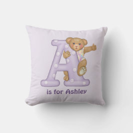 Letra del oso de peluche a almohada monogramo