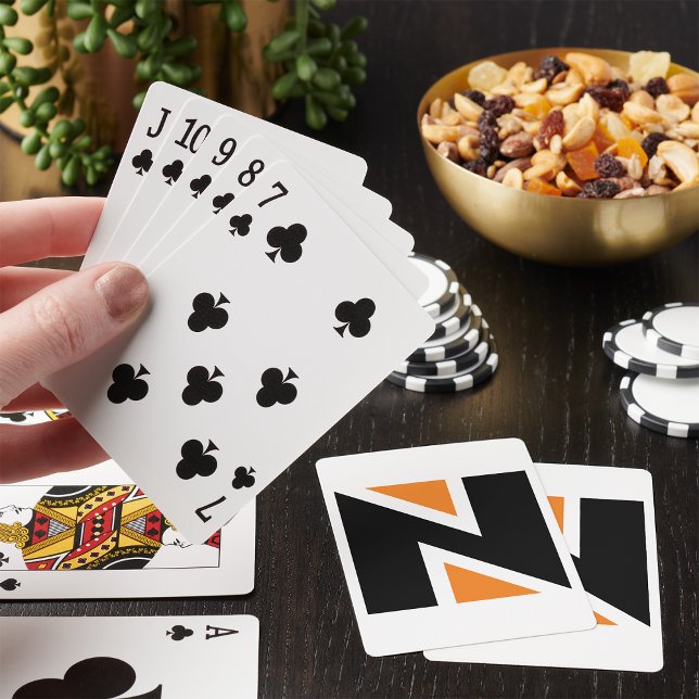 Letra naranja Y Negra N Cartas De Juego (Subido por el creador)