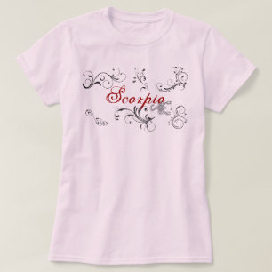 Letras rojas de la camiseta del escorpión del
