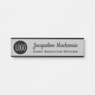 Letrero para puerta de oficina con placa de nombre