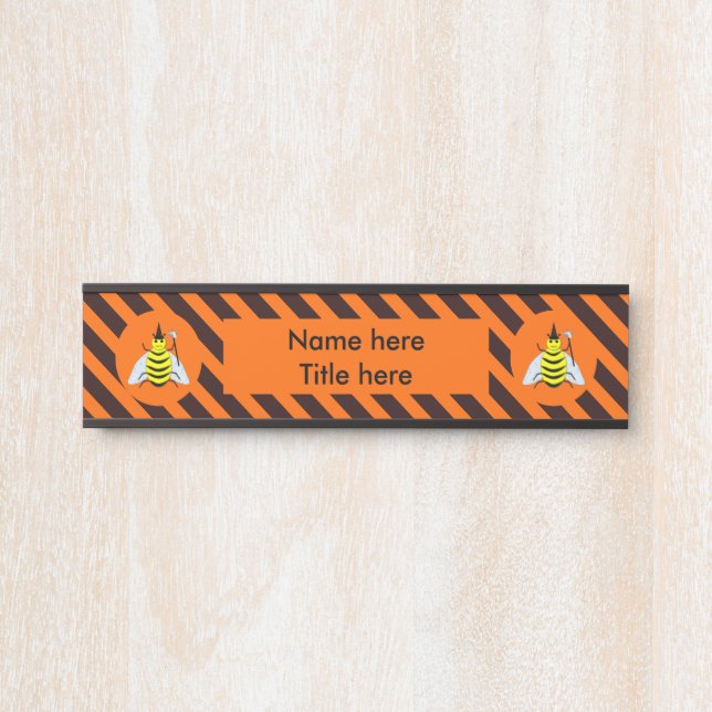 Letrero Para Puerta Halloween Magic Bee Witch Naranja y Black Stripes (Anverso)