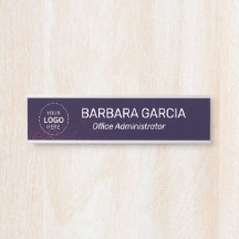 Letrero de puerta de oficina moderna profesional
