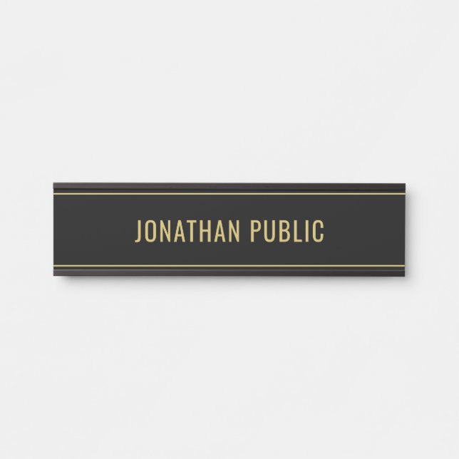 Letrero Para Puerta Modern Simple Sleek Black & Gold Name Template (Anverso)