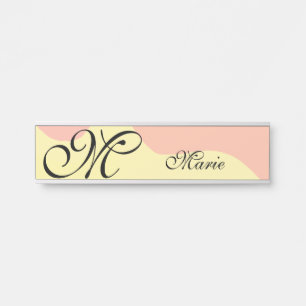 Letrero Para Puerta Retro de color amarillo naranja añadir su monogram